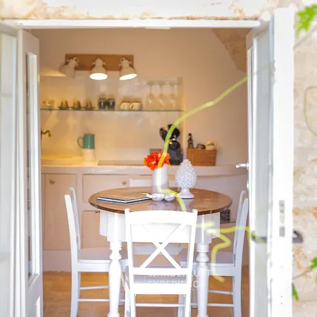Wanderlust Experience Trulli Della Madonnina * Ostuni