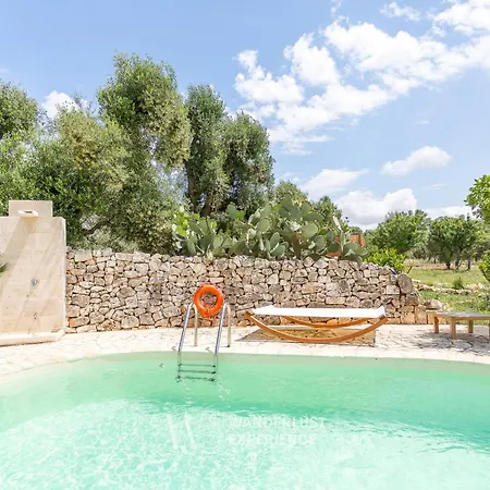 Wanderlust Experience Trulli Della Madonnina Villa *