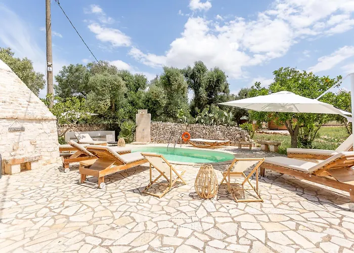 Wanderlust Experience Trulli Della Madonnina * Ostuni